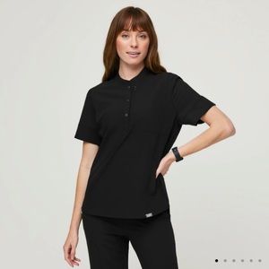 Figs Gidya relaxed Henley scrub top